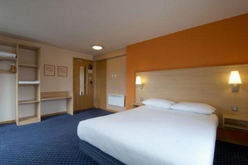 Travelodge Harrogate Extérieur photo
