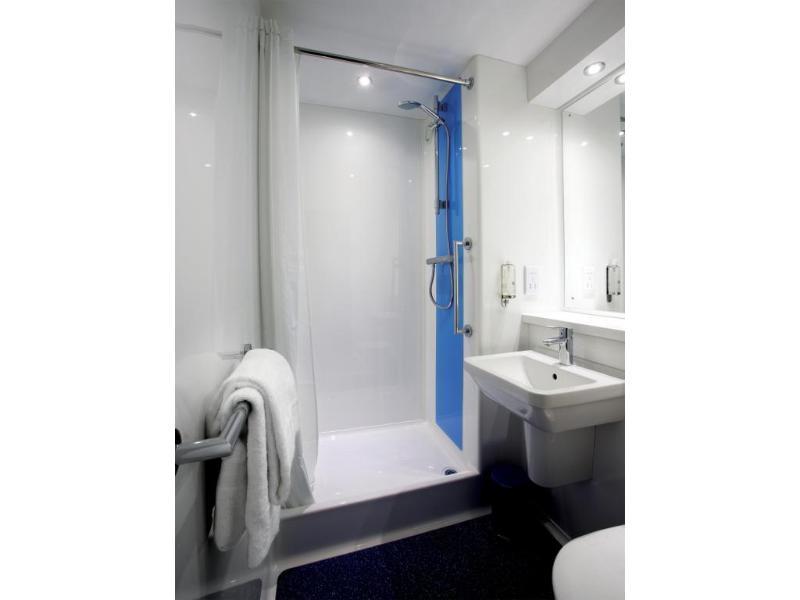 Travelodge Harrogate Extérieur photo